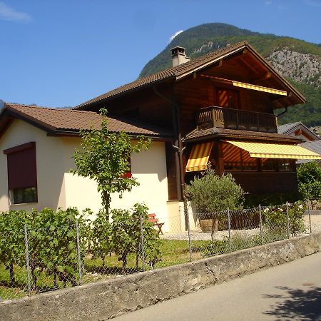 Bnb Le Relais Du Chateau Aigle Exterior photo